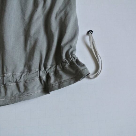 Lululemon Elevate Tank Petite Fleur Silver Spoon size 4‎ - Picture 6 of 8